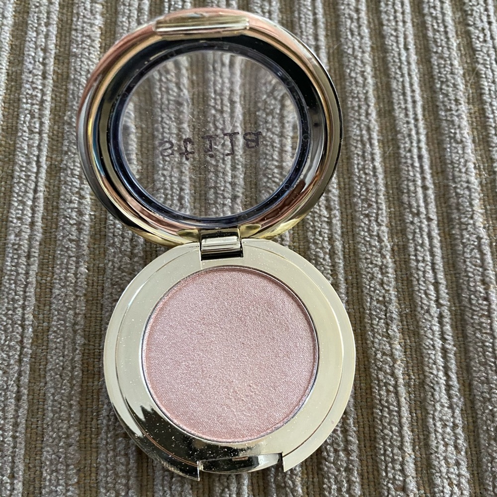 Stila eye shadow